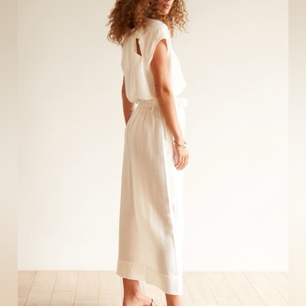 The Odells Riley pant + cropped Shell top